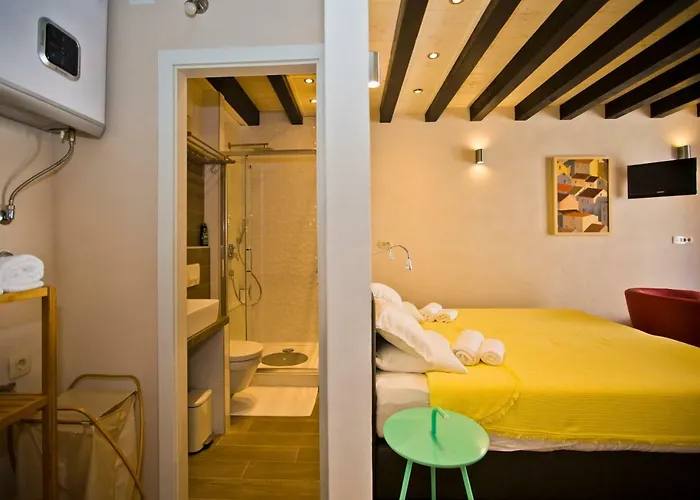 St. Stephen's Square Apartamento *