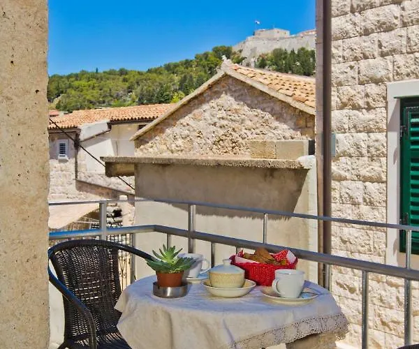 St. Stephen's Square Apartamento *